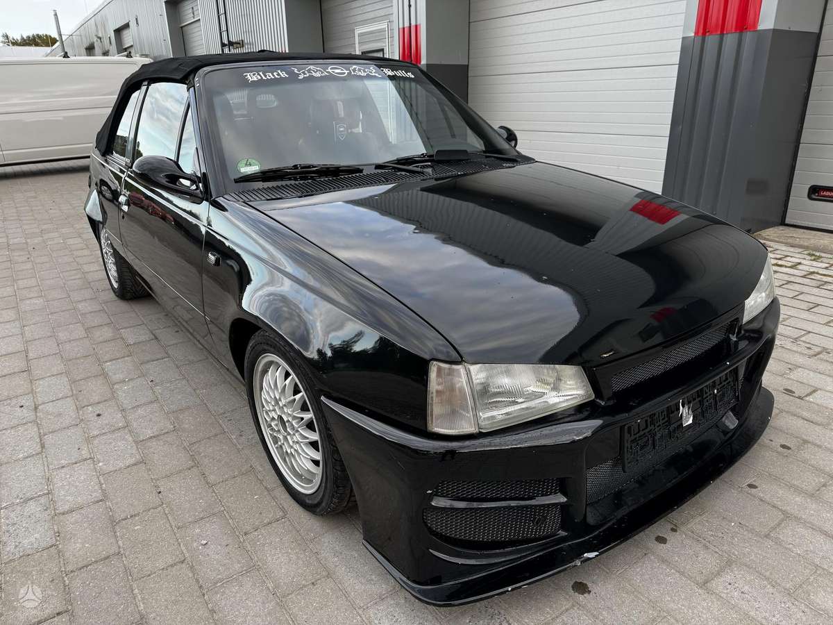 Opel Kadett, 2.0 l., Кабриолет