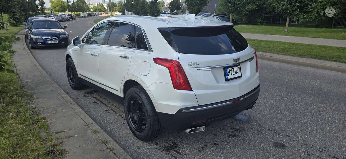 Cadillac XT5, 3.7 l., Внедорожник / Кроссовер