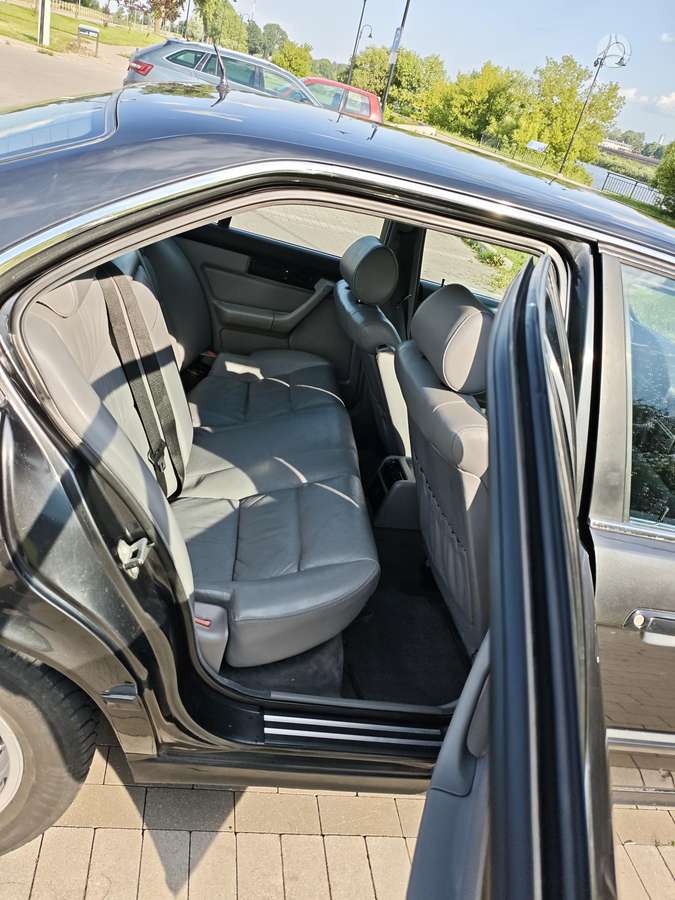 BMW 535, 3.4 l., Седан