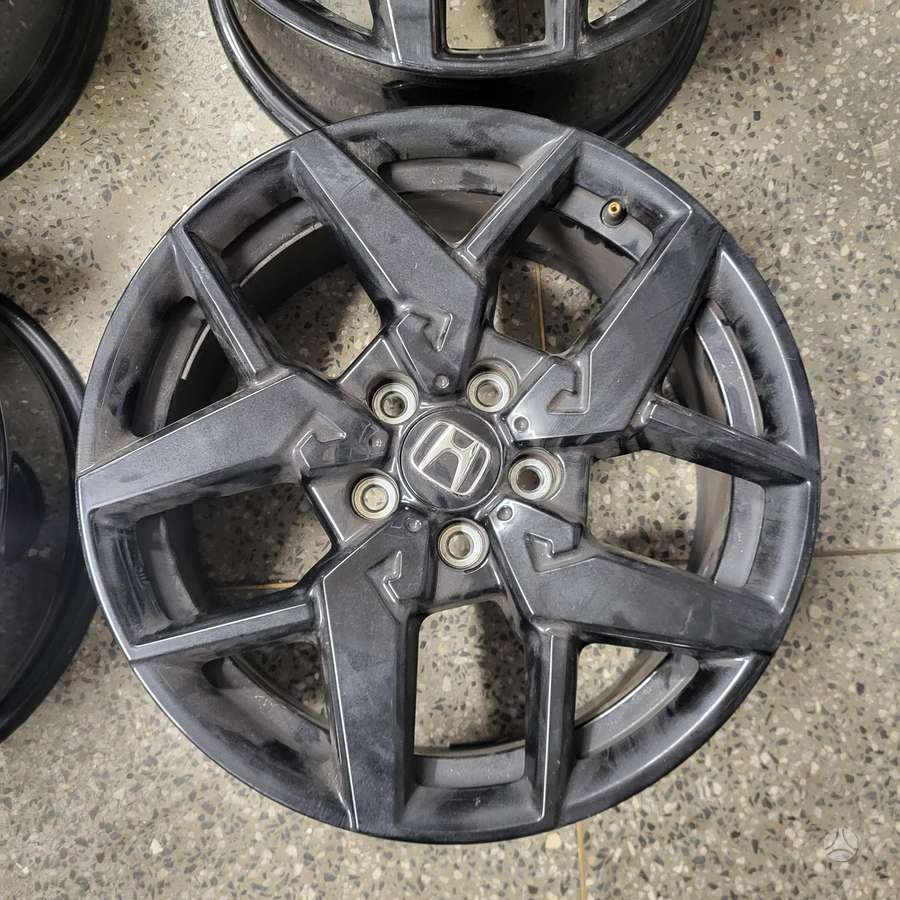 Honda, lengvojo lydinio, R18