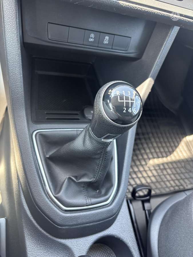 Volkswagen Caddy - 12