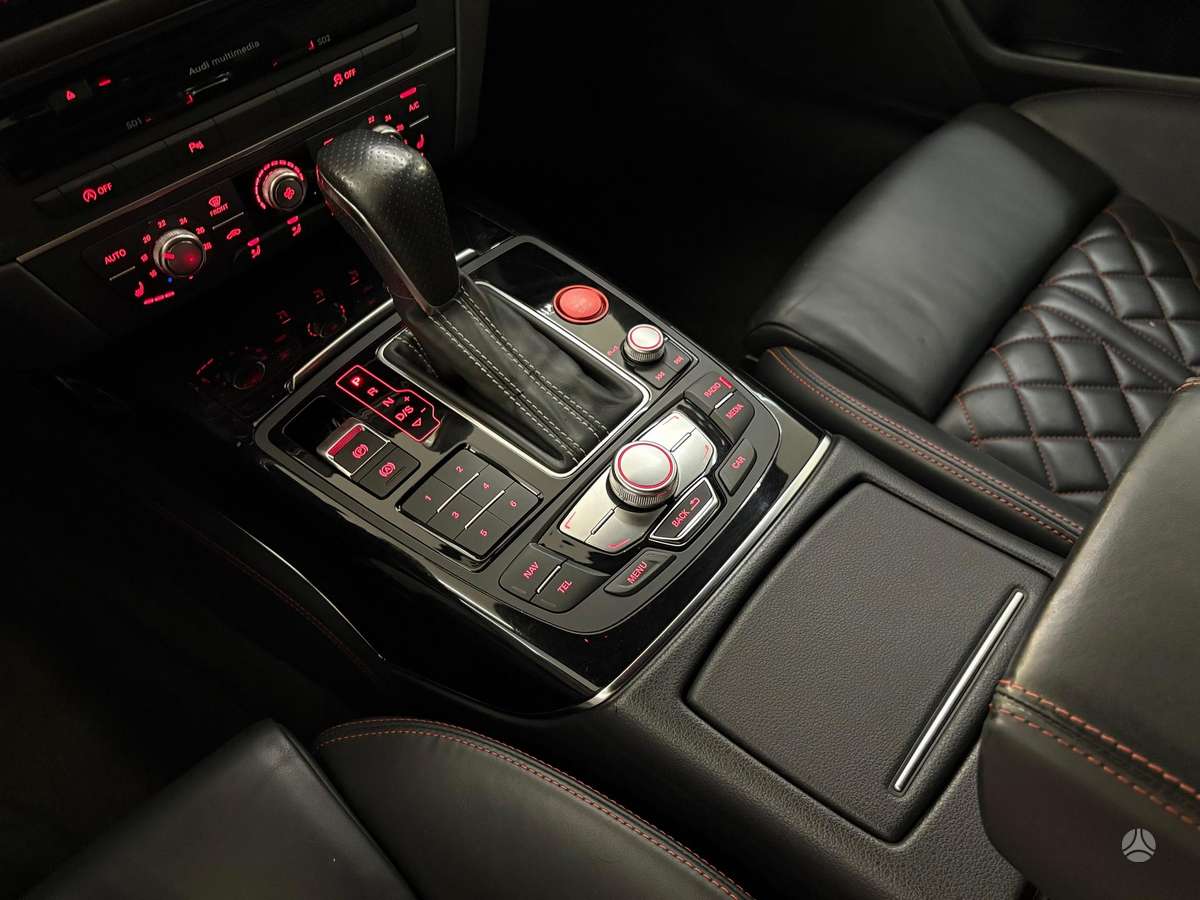 Audi A6, 3.0 l., universalas
