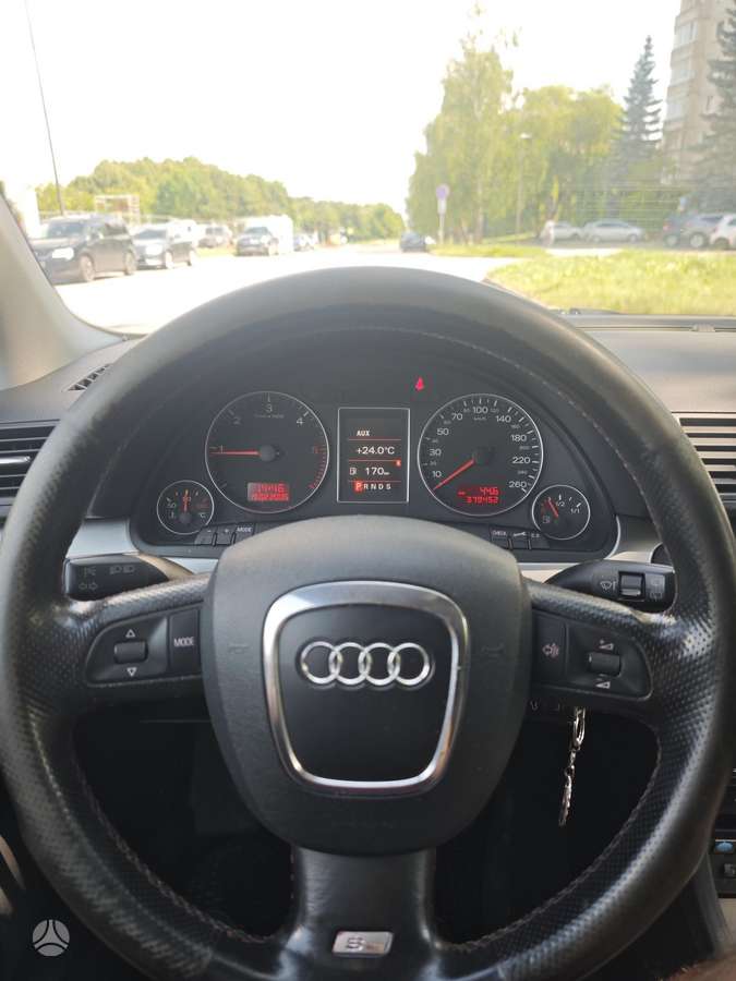 Audi A4, 2.0 l., universalas