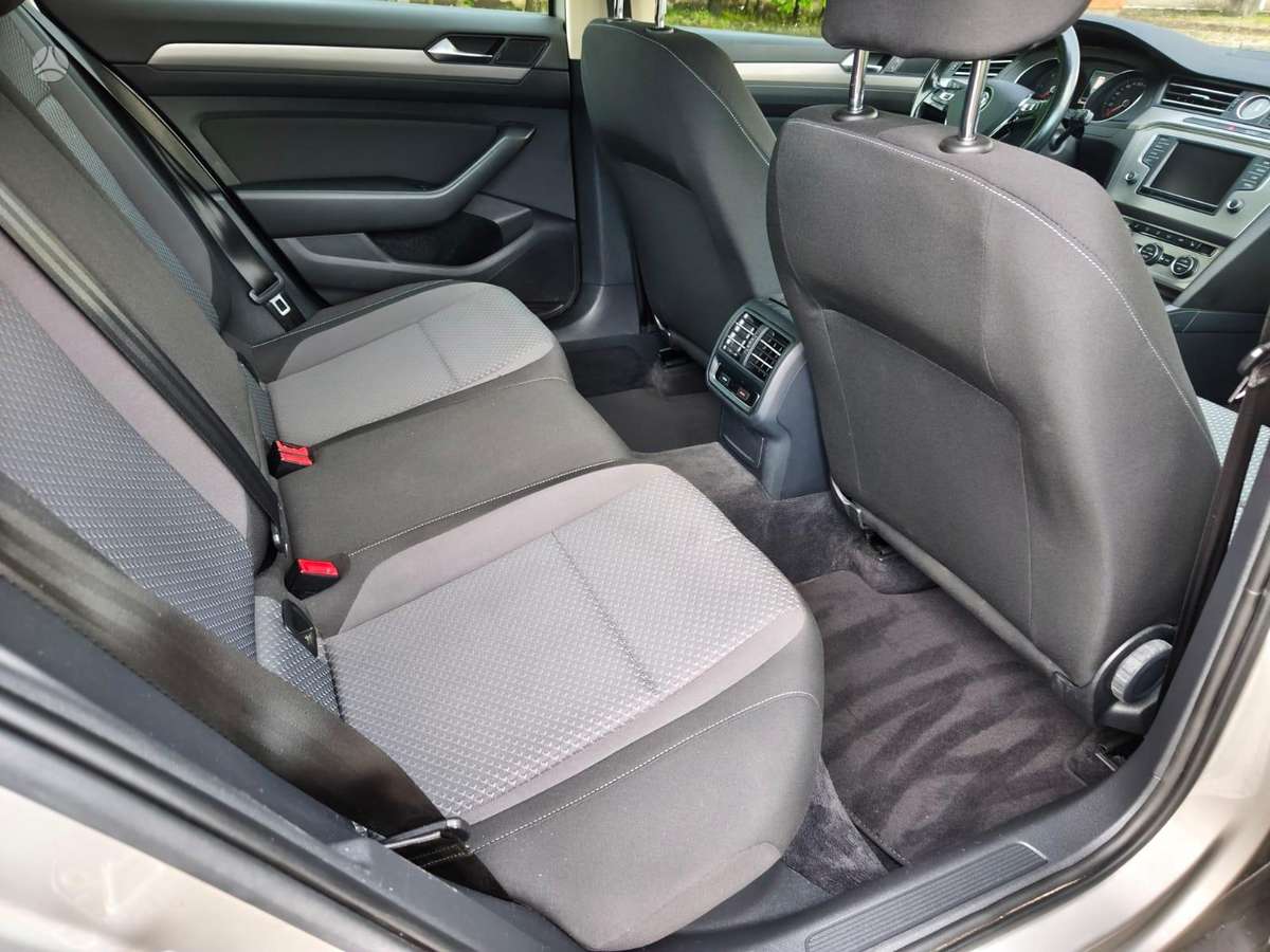 Volkswagen Passat, 2.0 l., Универсал