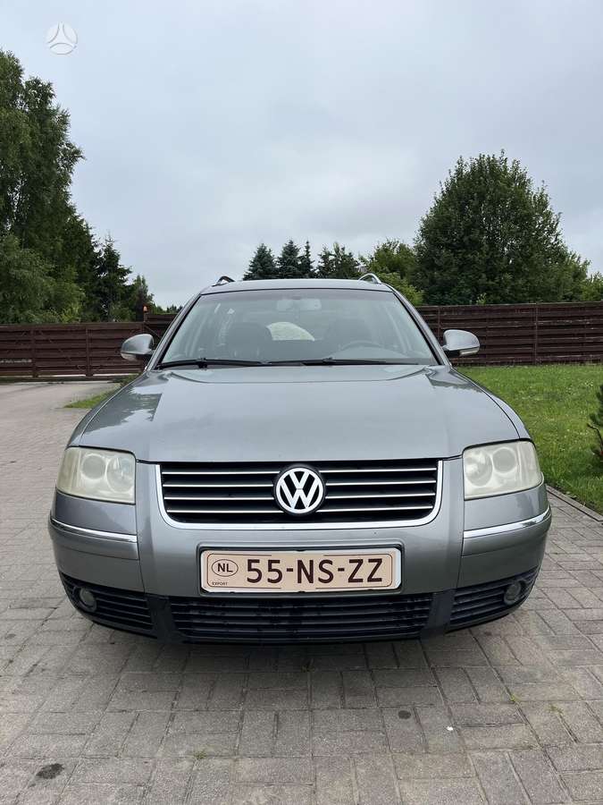 Volkswagen Passat - 2