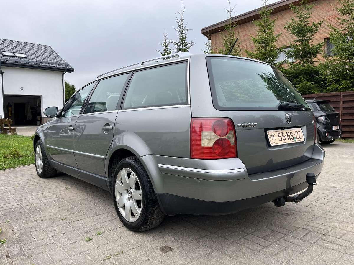 Volkswagen Passat - 5