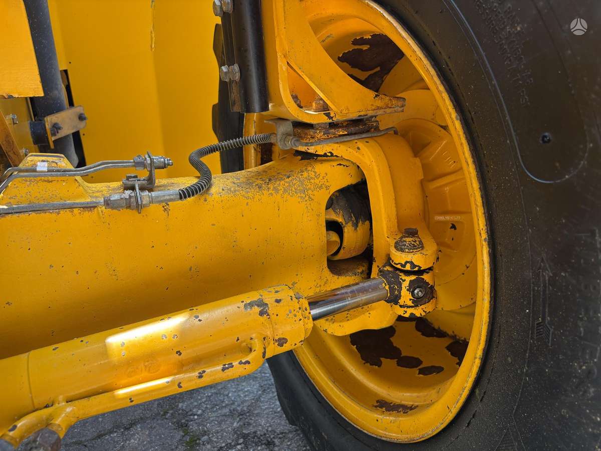 JCB 532-120, telescopic handler