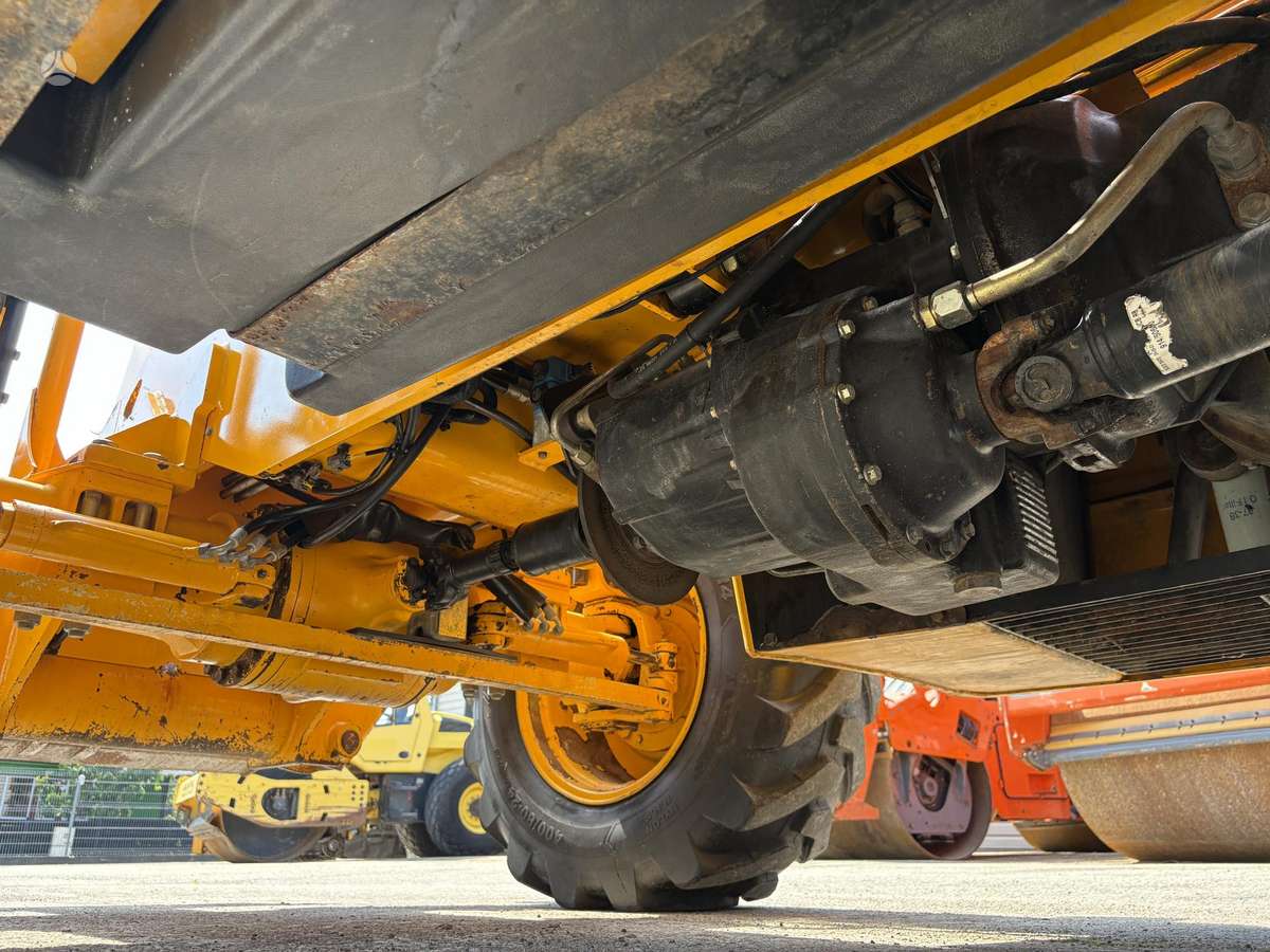 JCB 532-120, telescopic handler