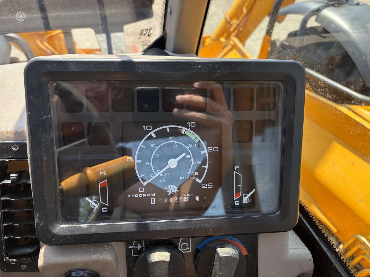 JCB 532-120, telescopic handler
