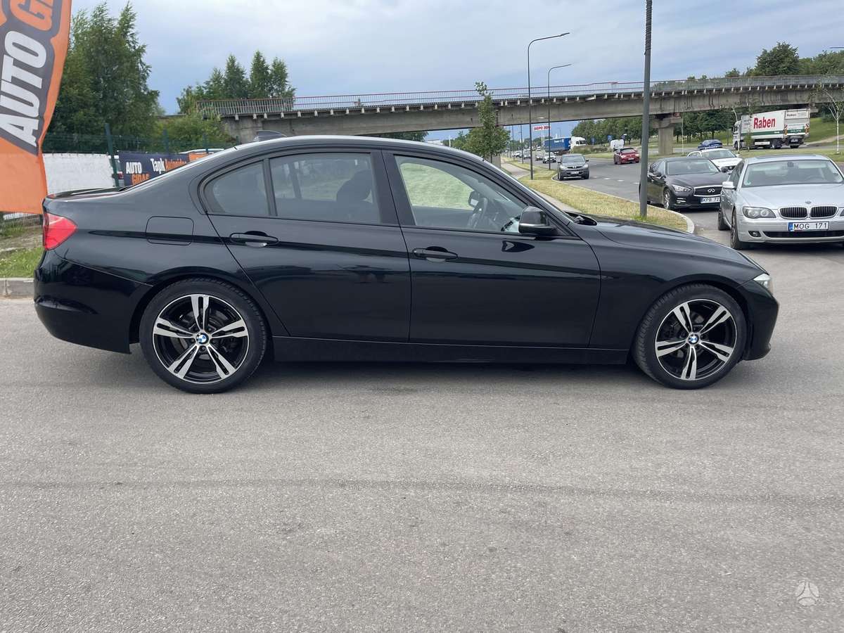 BMW 320, 2.0 l., sedanas