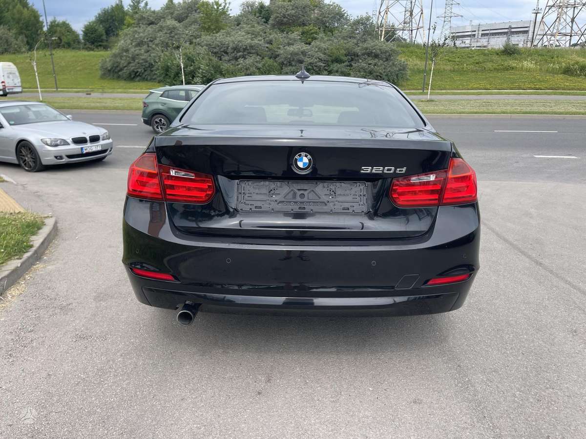 BMW 320, 2.0 l., sedanas