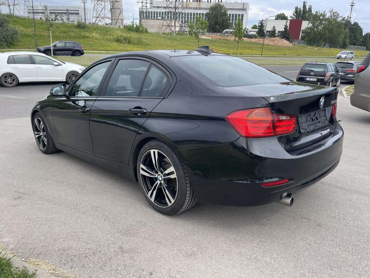 BMW 320, 2.0 l., sedanas