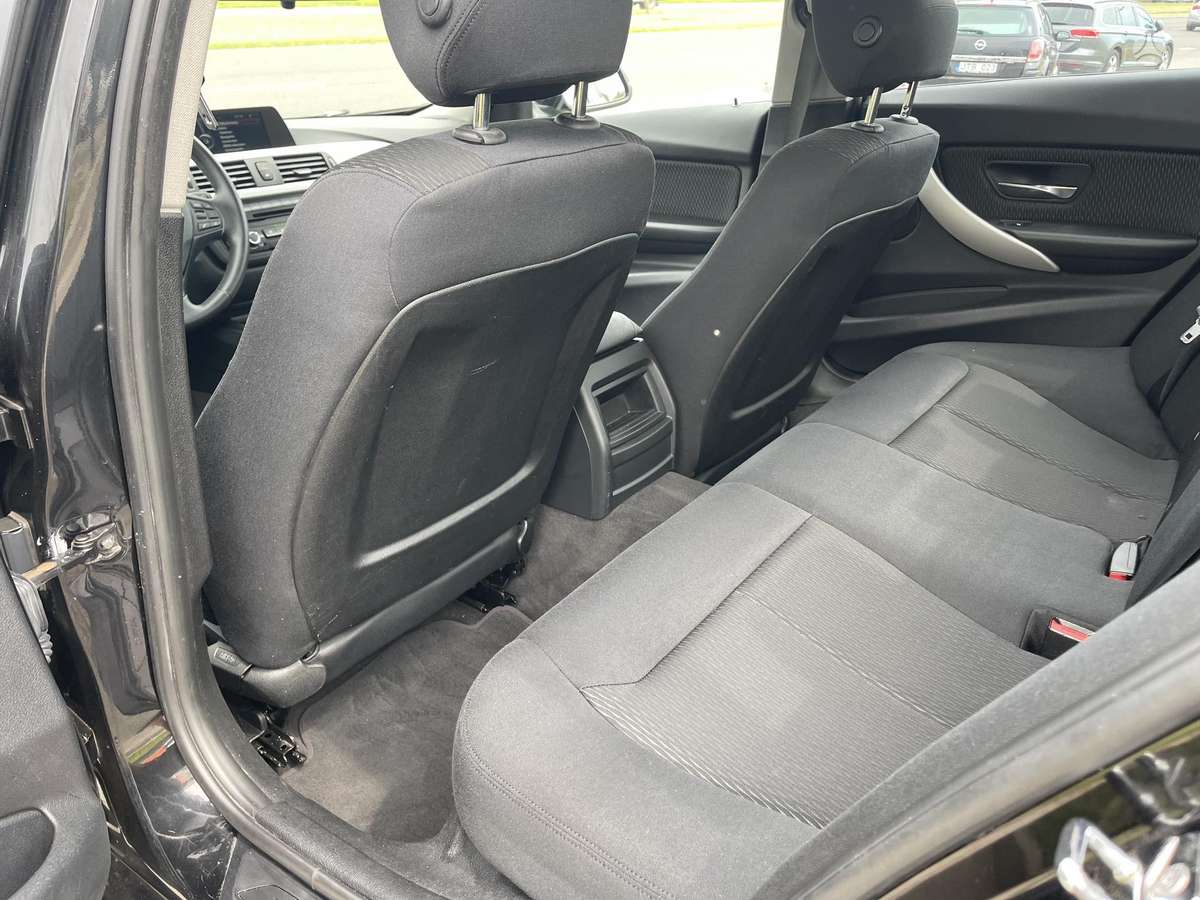 BMW 320, 2.0 l., sedanas