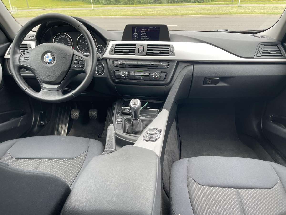 BMW 320, 2.0 l., sedanas