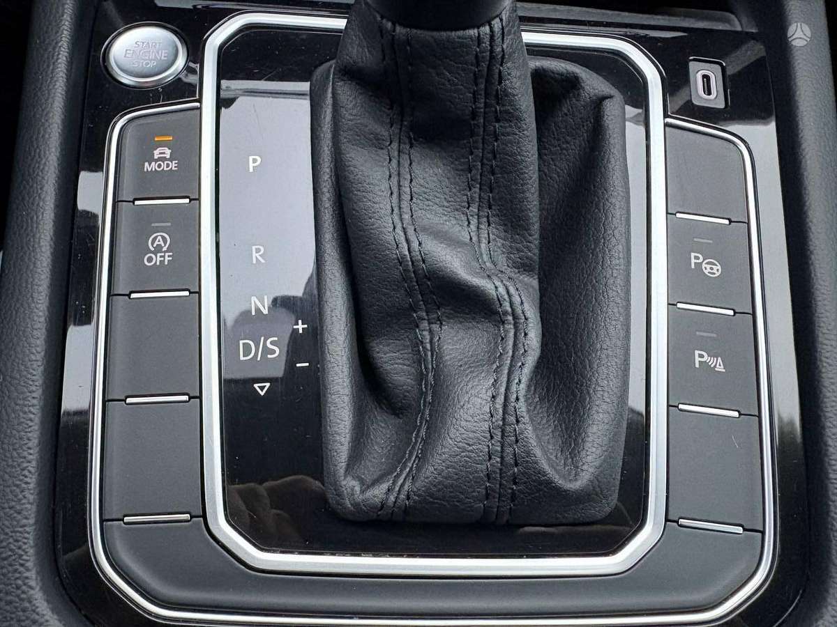 Volkswagen Passat, 2.0 l., Универсал