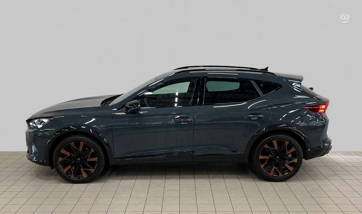 Cupra Formentor, 2.0 l., off-road / crossover