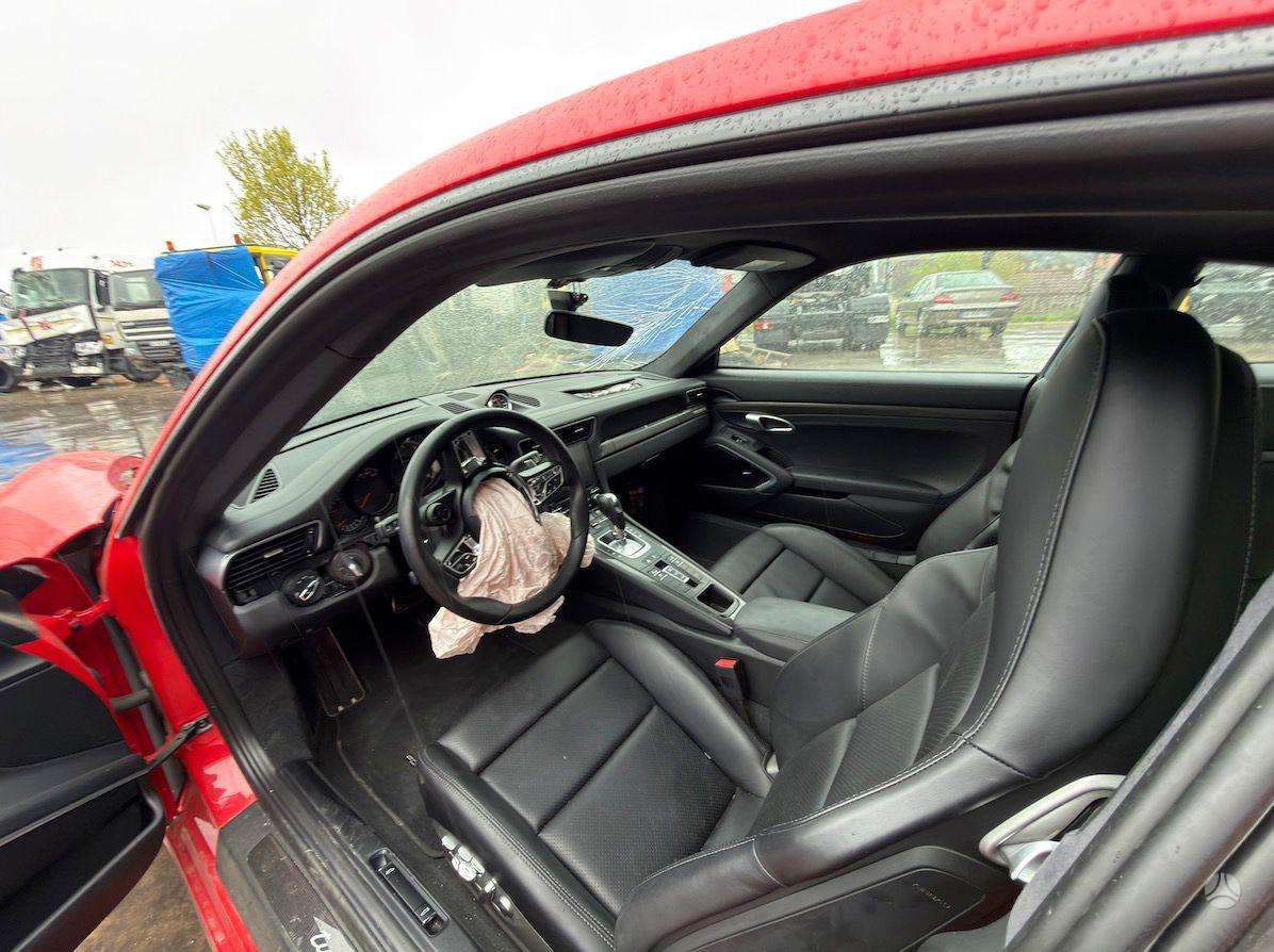 Porsche 911 - 6