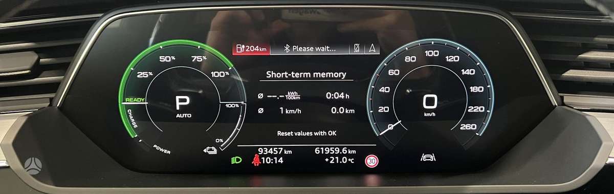 Audi e-tron, visureigis / krosoveris