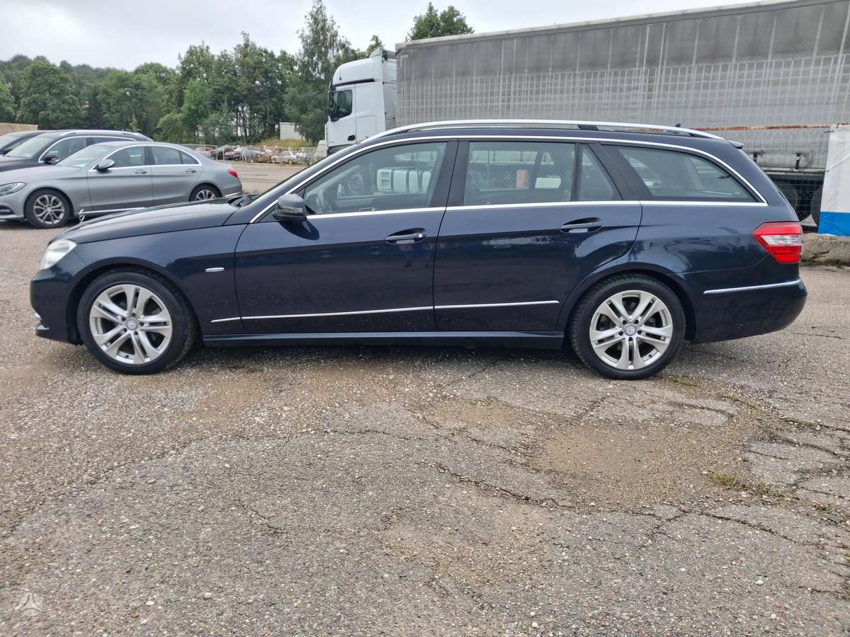 Mercedes-Benz E200, 2.2 l., wagon
