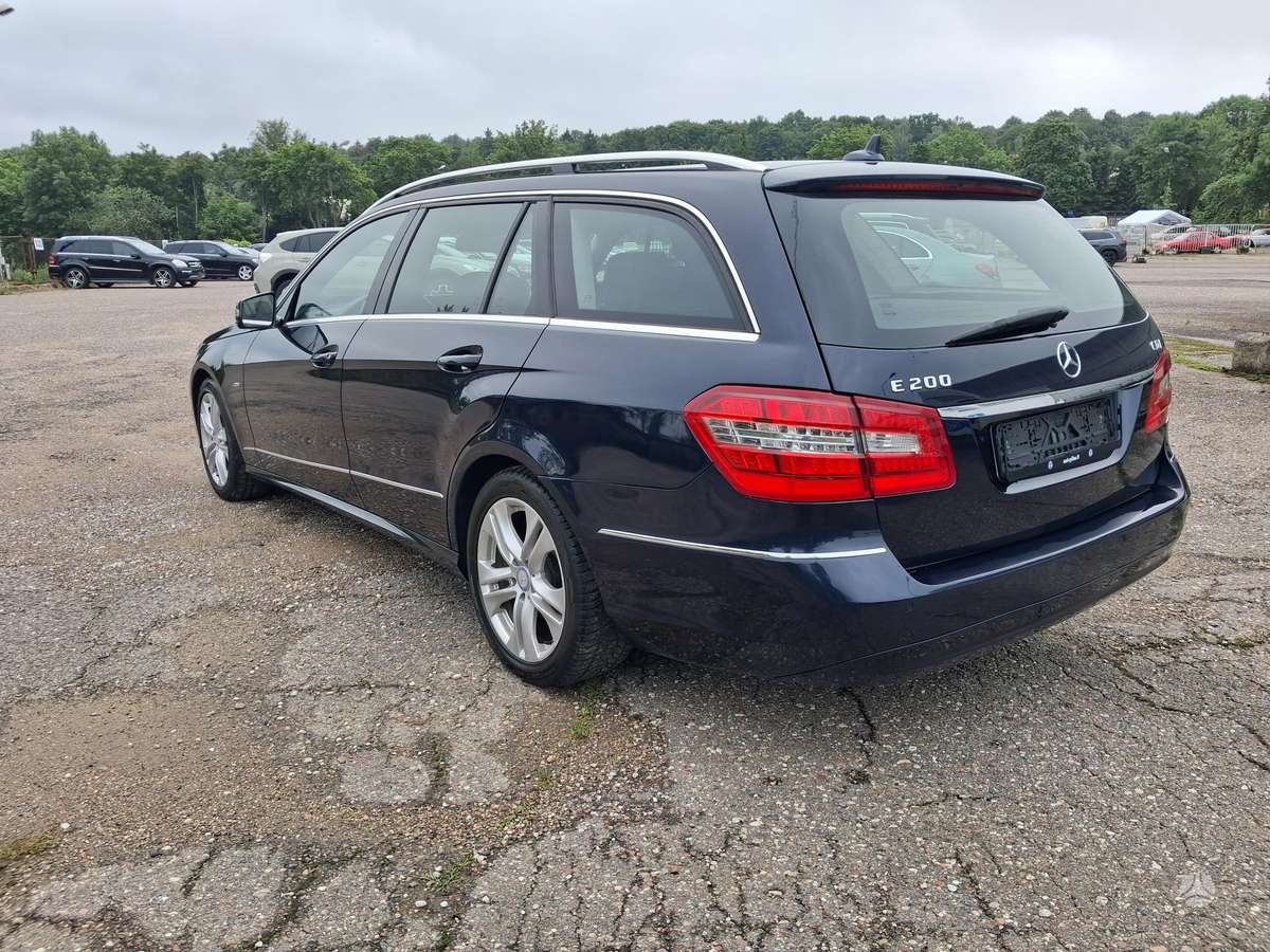 Mercedes-Benz E200, 2.2 l., wagon