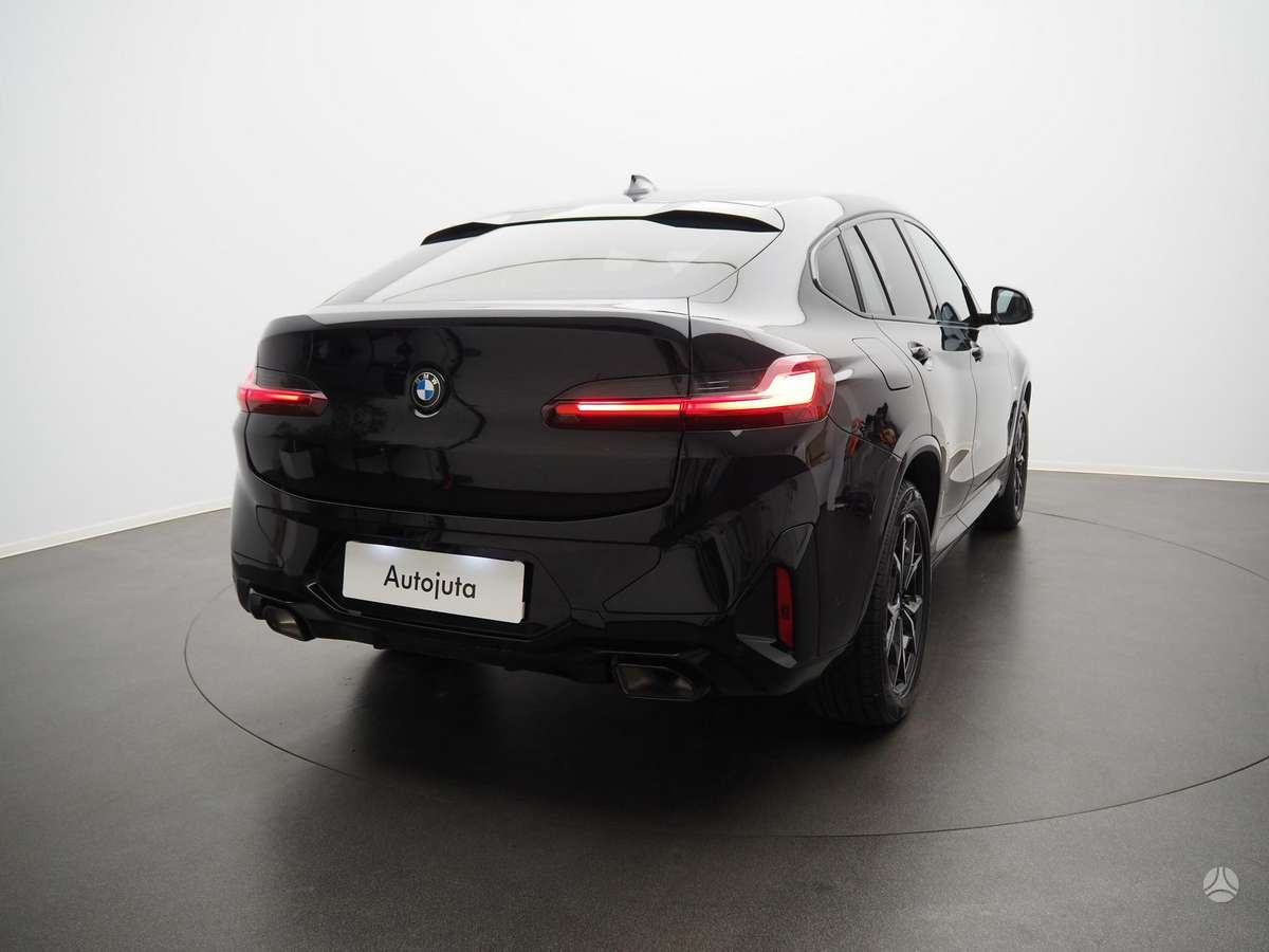BMW X4, 2.0 l., off-road / crossover
