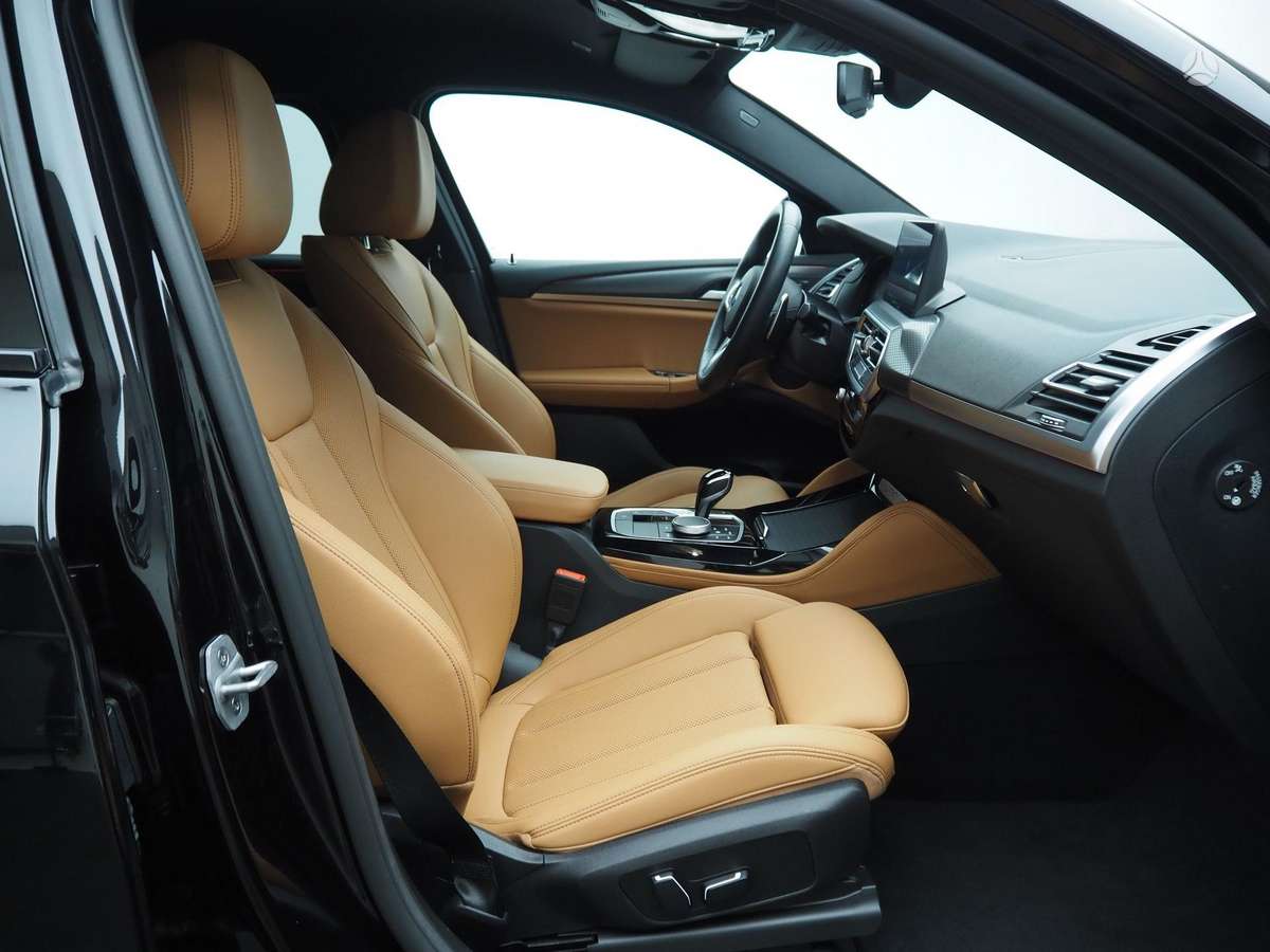 BMW X4, 2.0 l., off-road / crossover