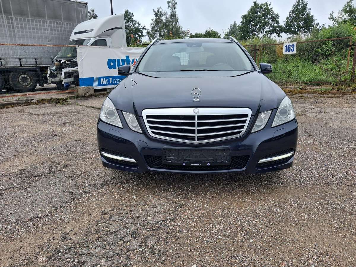 Mercedes-Benz E200, 2.2 l., Универсал