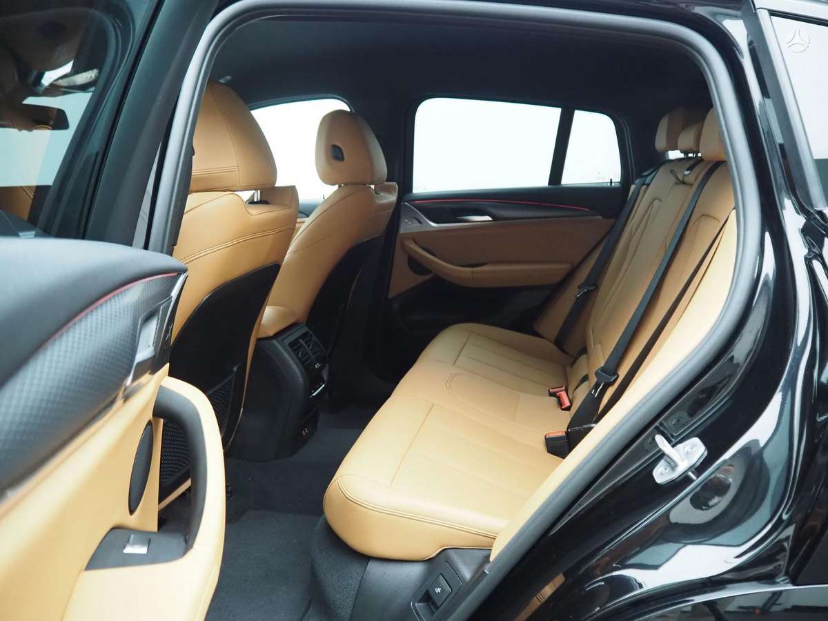 BMW X4, 2.0 l., off-road / crossover