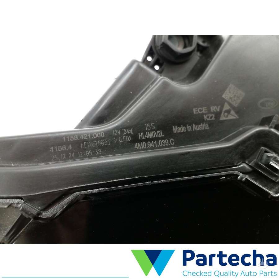 Audi -kita-, 4M0941039C, lights