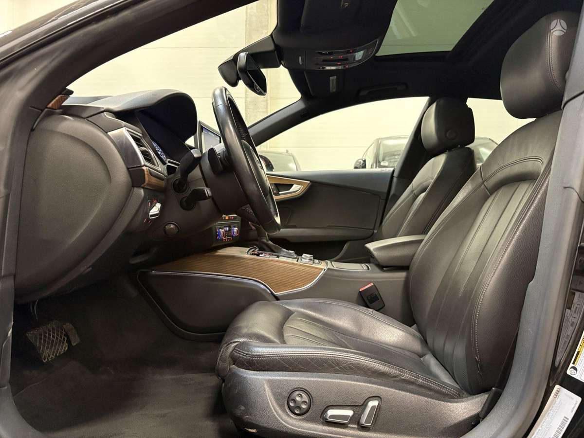 Audi A7, 3.0 l., hatchback