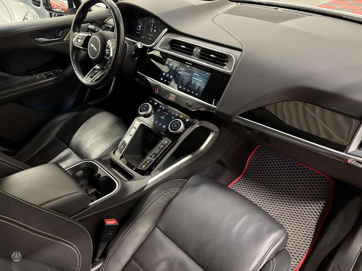 Jaguar I-Pace, Внедорожник / Кроссовер