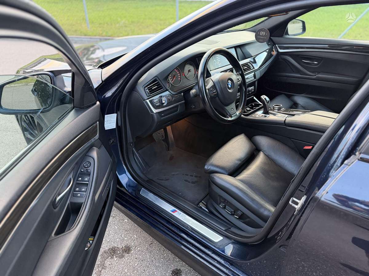 BMW 530, 3.0 l., wagon