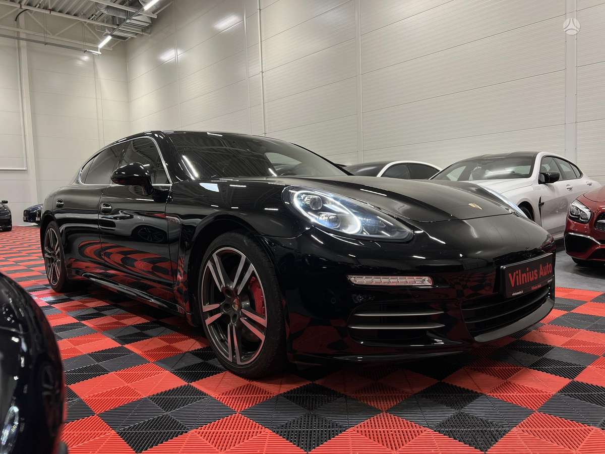 Porsche Panamera, 3.0 l., Хэтчбек