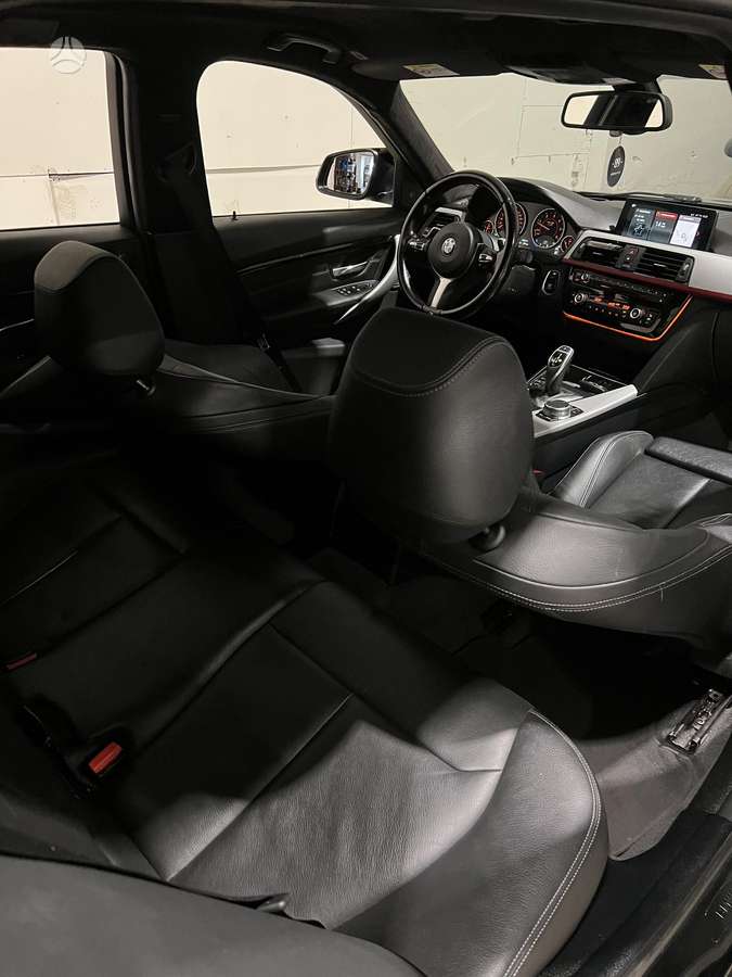 BMW 320, 2.0 l., wagon