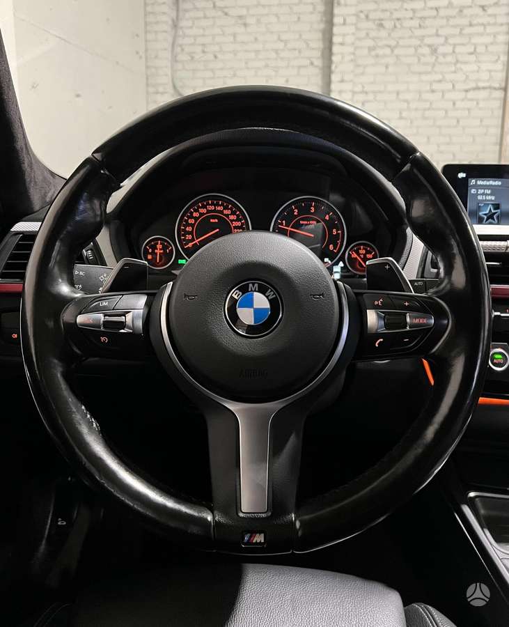 BMW 320, 2.0 l., wagon