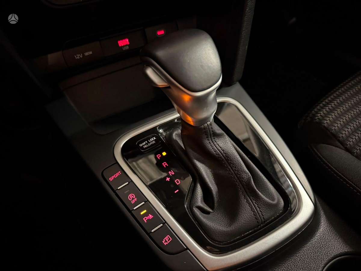 Kia XCeed, 1.6 l., Хэтчбек