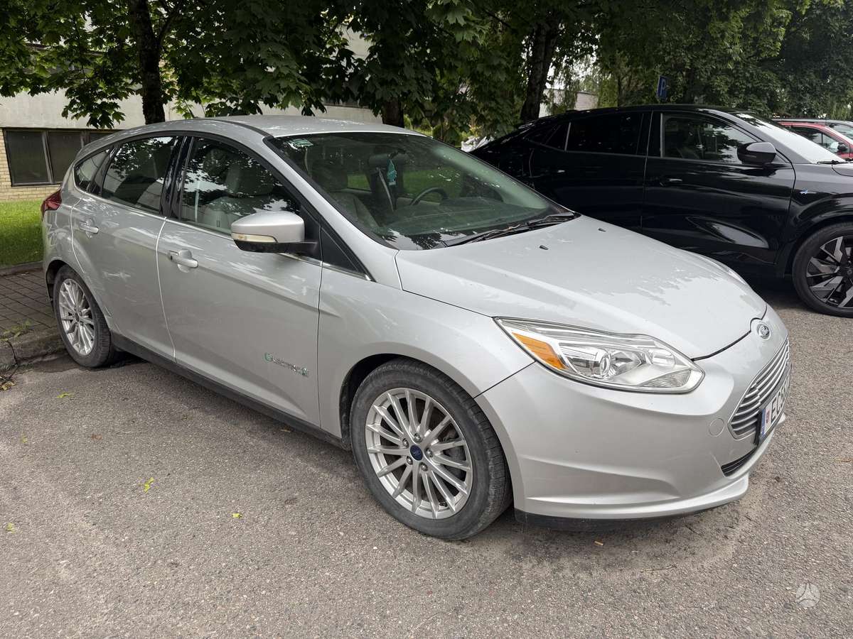 Ford Focus, 23 kWh, hečbekas