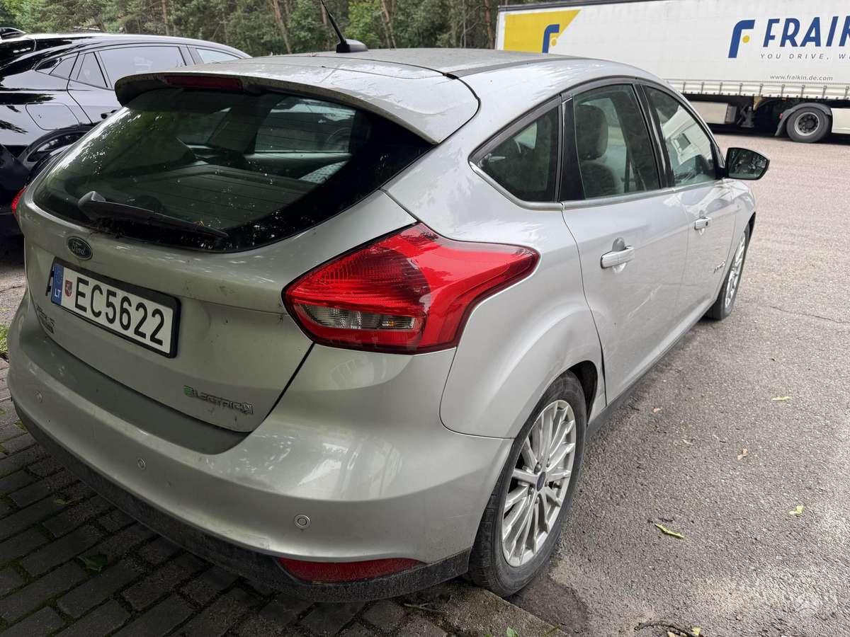 Ford Focus, 23 kWh, hečbekas