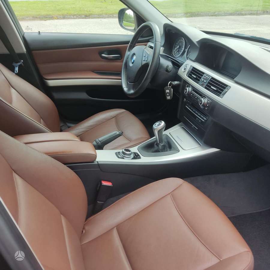 BMW 320, 2.0 l., Универсал