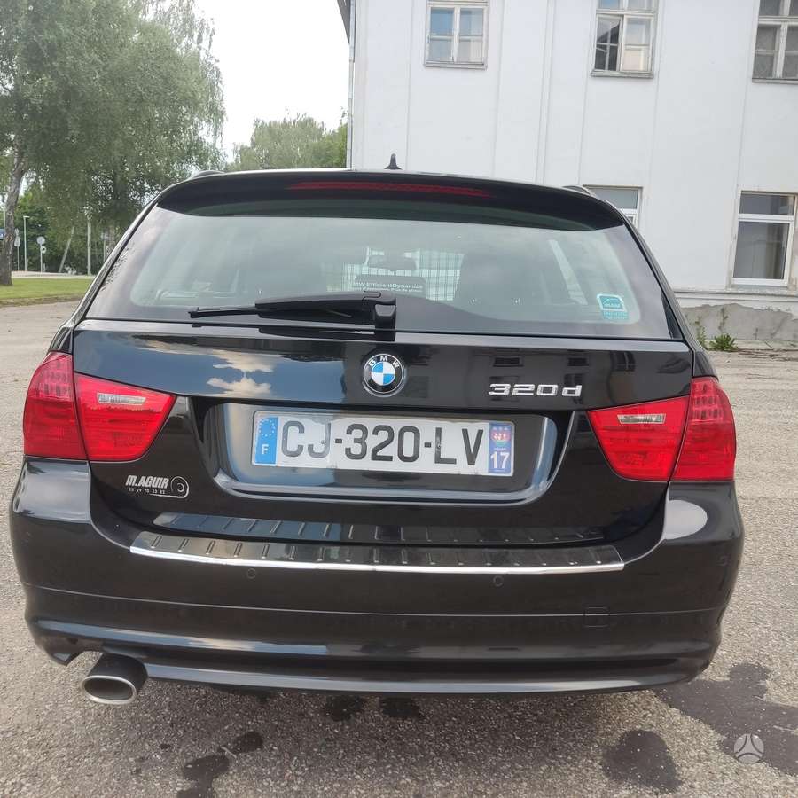 BMW 320, 2.0 l., wagon