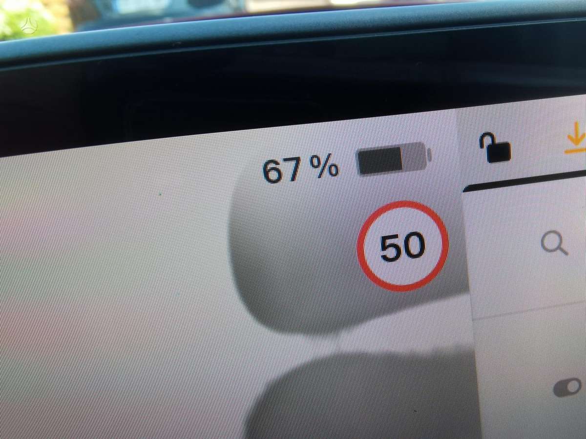 Tesla Model 3, 60 kWh, hatchback