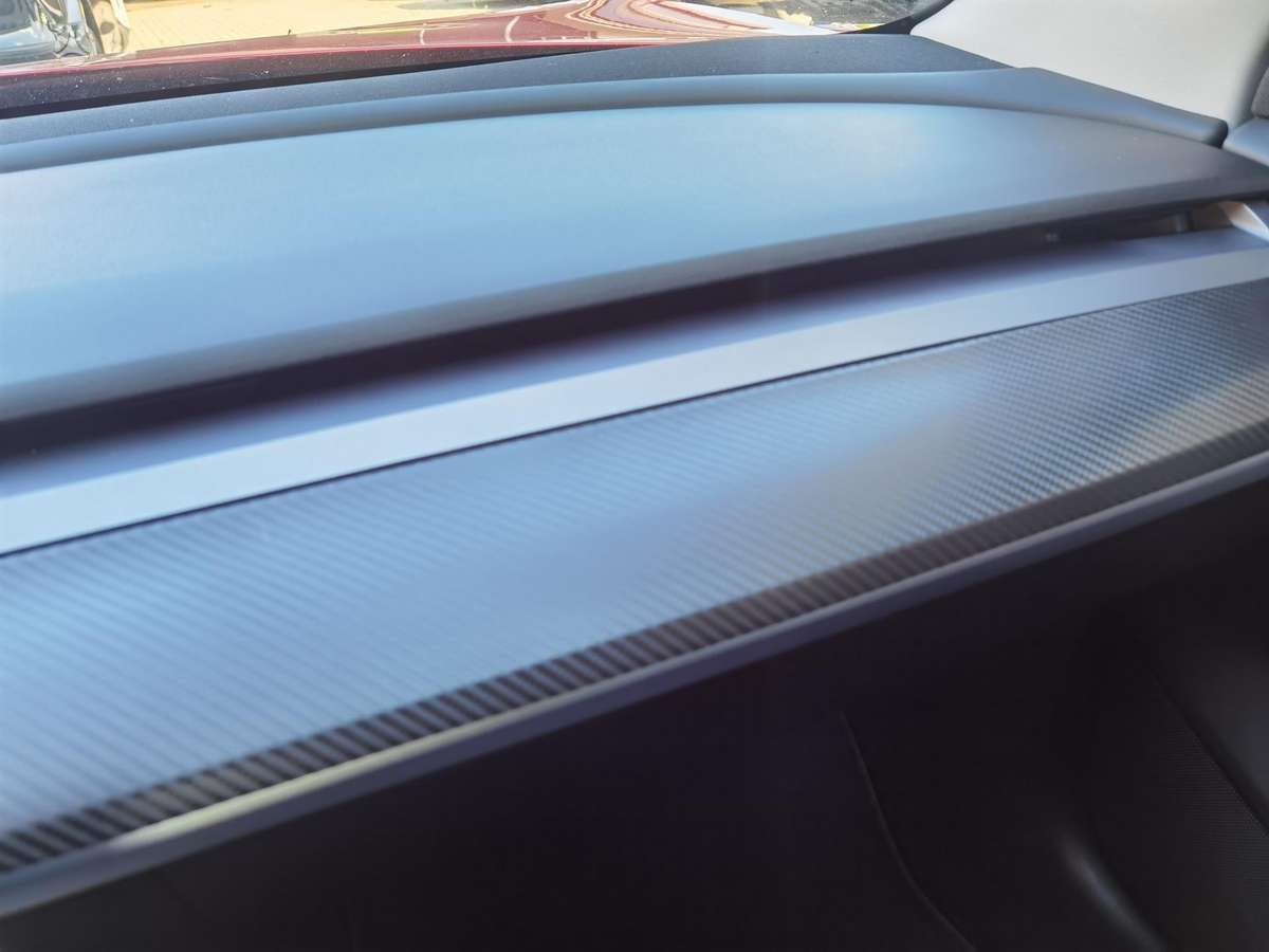 Tesla Model 3, 60 kWh, hatchback