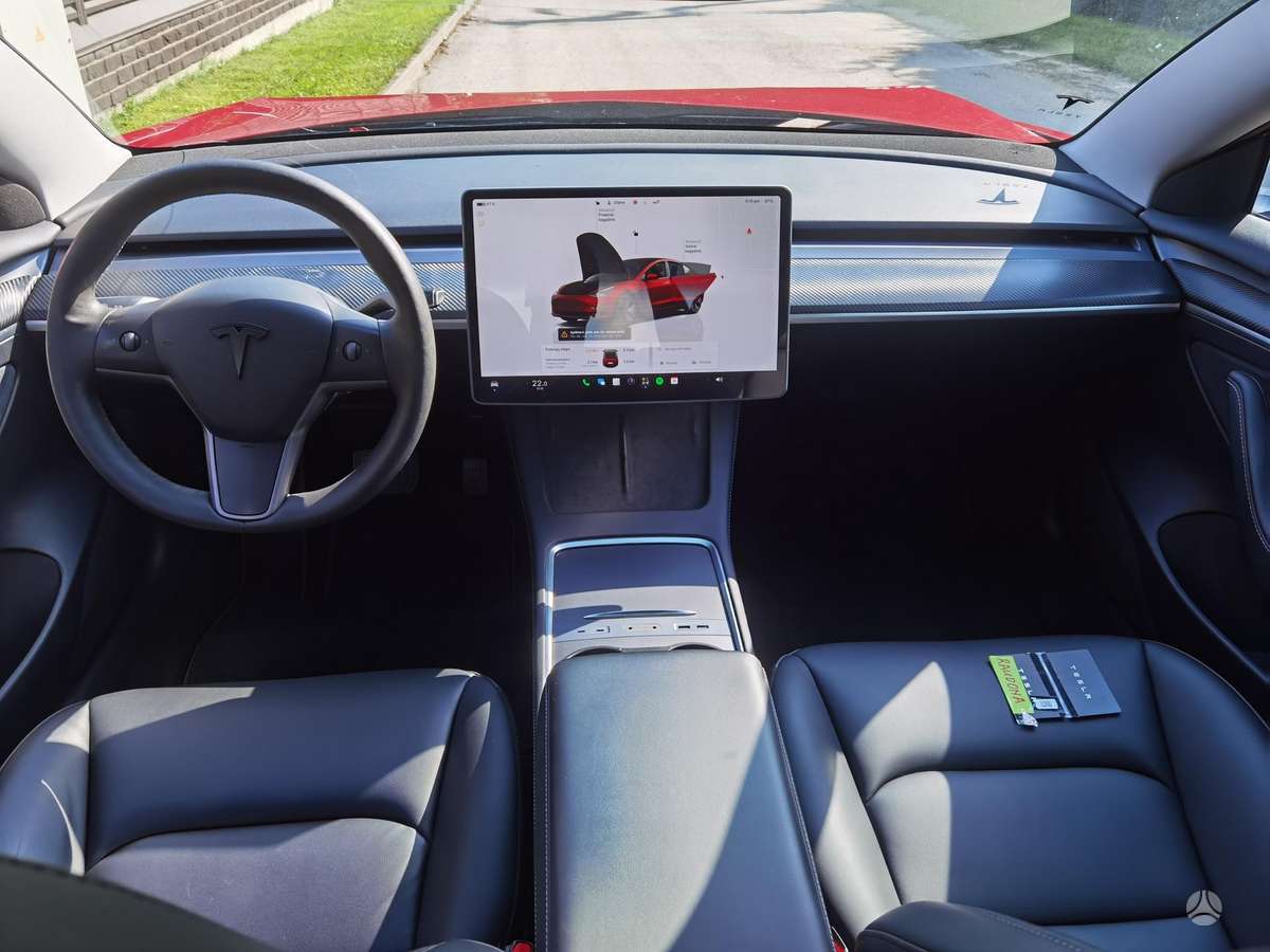 Tesla Model 3, 60 kWh, hatchback