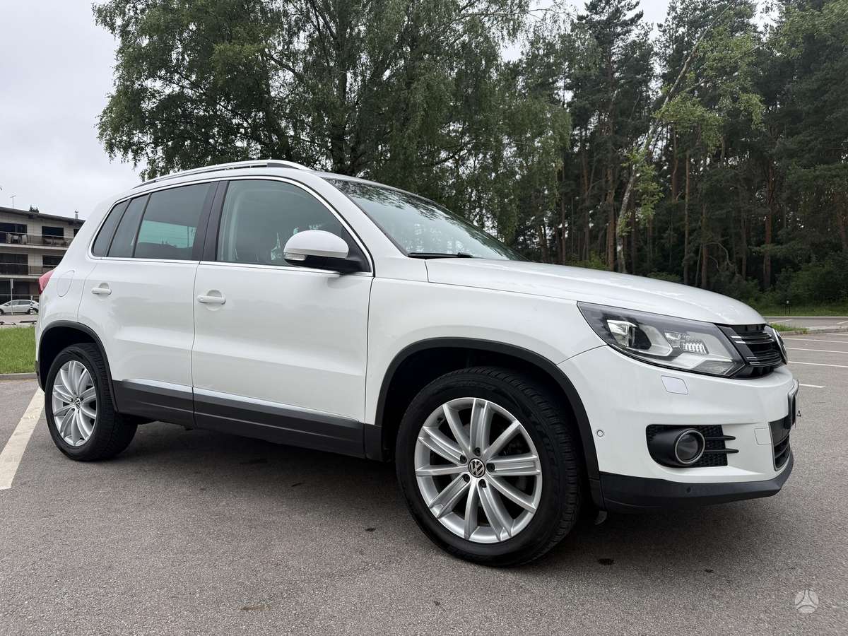 Volkswagen Tiguan - 4