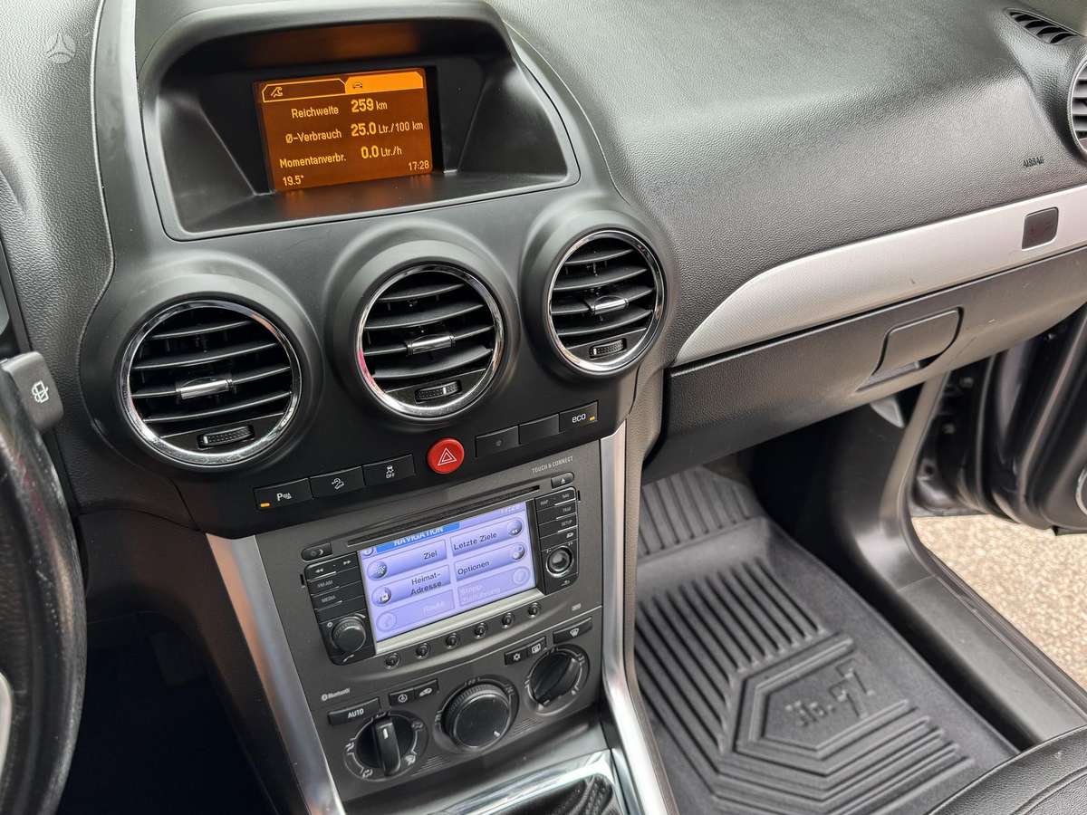 Opel Antara, 2.2 l., mpv / minivan