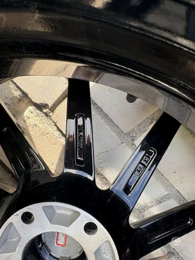 Vossen, lengvojo lydinio, R18