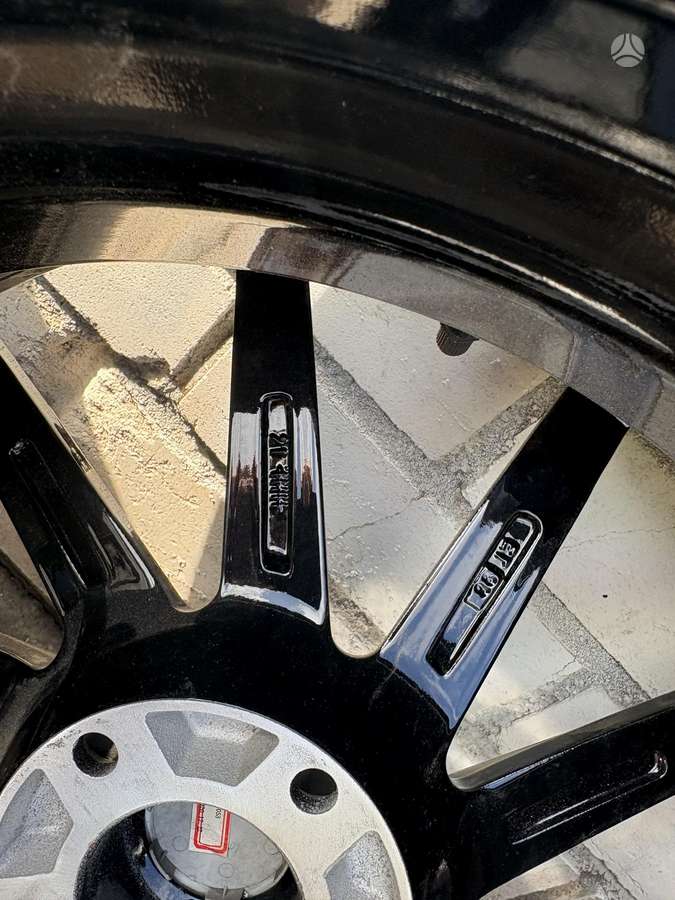 Vossen, vieglmetāla, R18