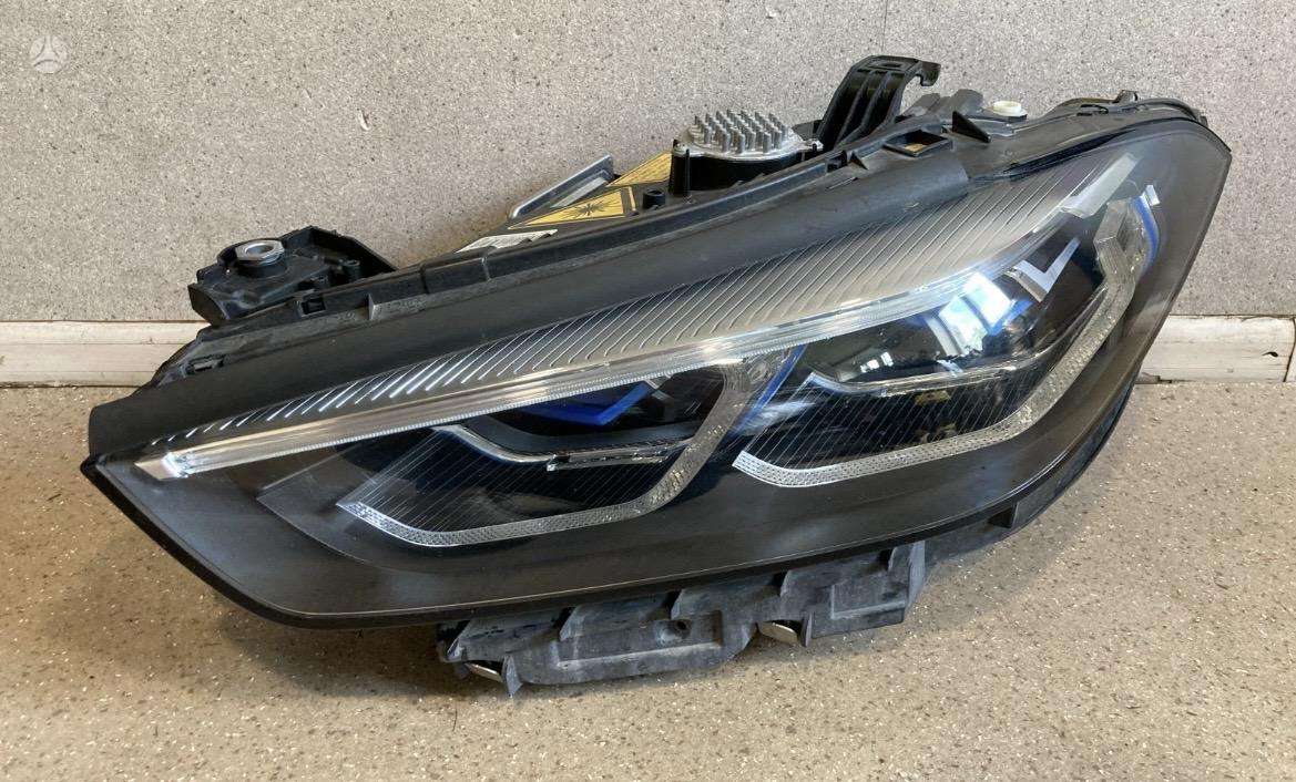 BMW 8 serija Bmw 8 g15 dalys