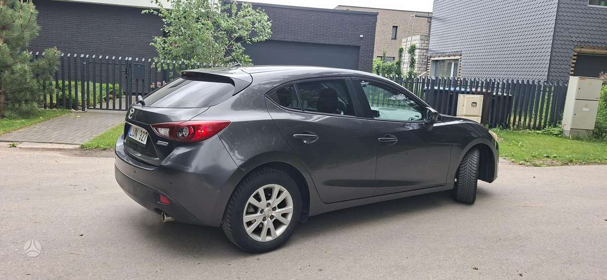 Mazda 3, 2.0 l., Седан