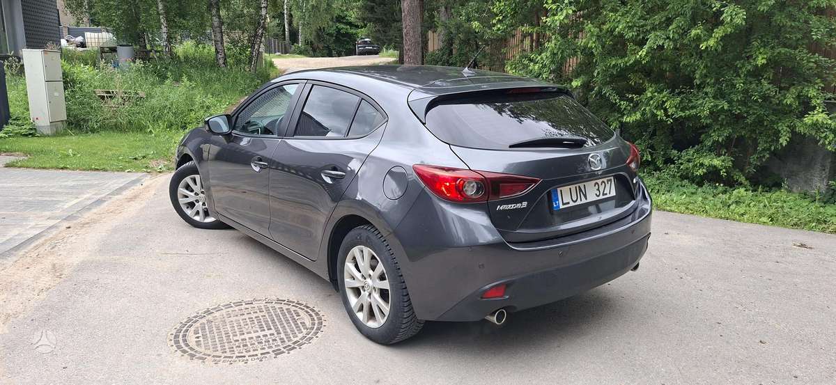 Mazda 3, 2.0 l., Седан